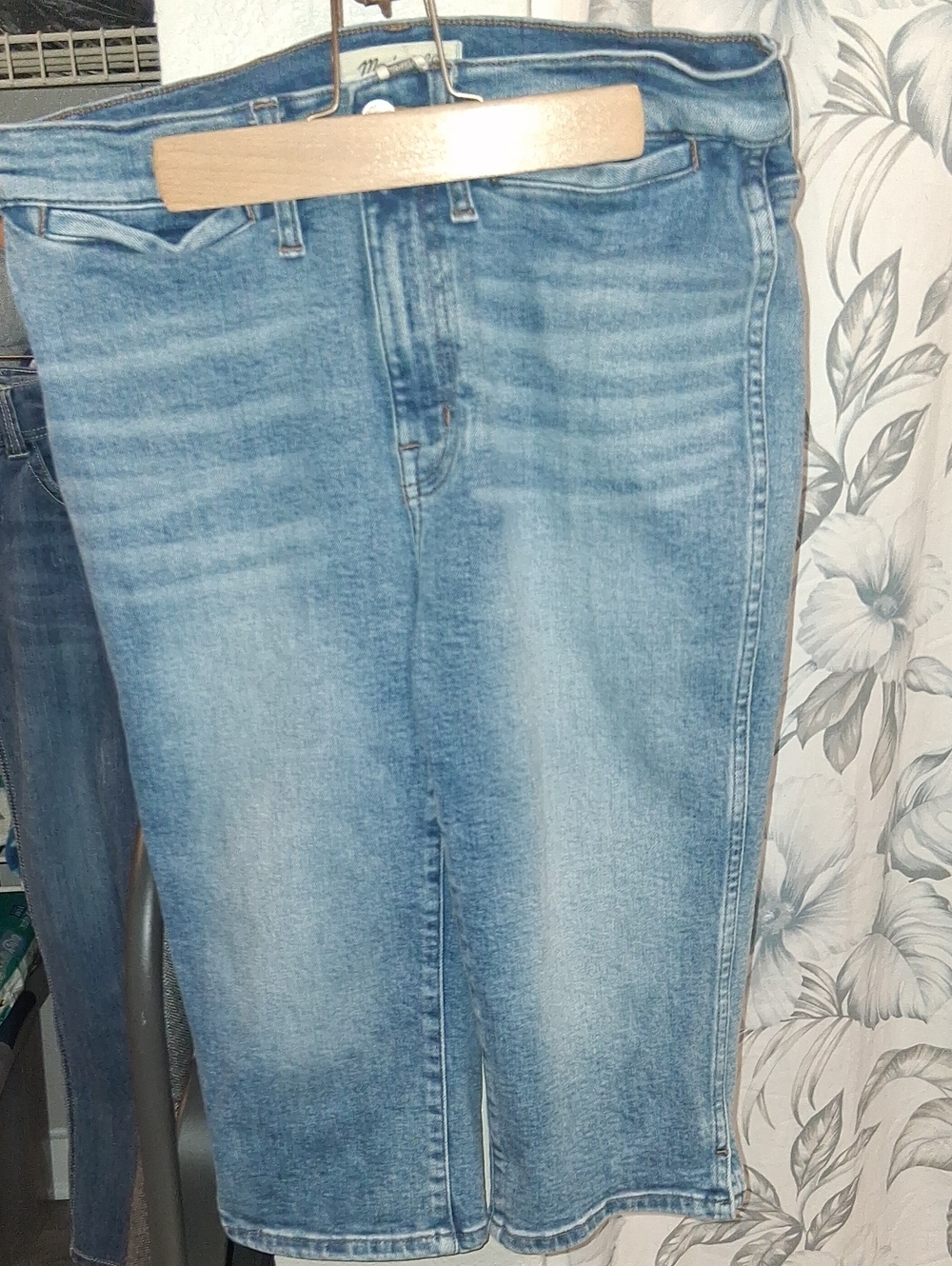 Madewell Capri Jeans